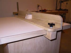 How to Build a Router Table – DIY Router Table